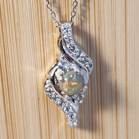 NIB VTG 925 5mm Real / Natural Ethiopian Fire Opal Pendant Necklace 16" - Picture 6 of 14